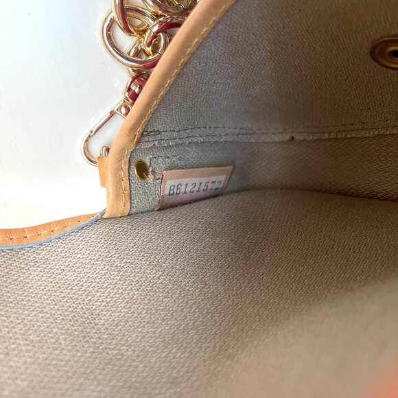 Dooney & Bourke small bag - Picture 5 of 13